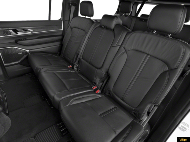 Photo of 2023 Diamond Black Crystal Pearlcoat Jeep Wagoneer