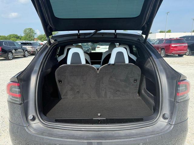 Photo of 2022 Midnight Silver Metallic Tesla Model X