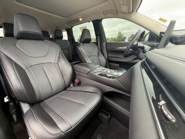 Photo of 2022 Graphite Shadow INFINITI QX60