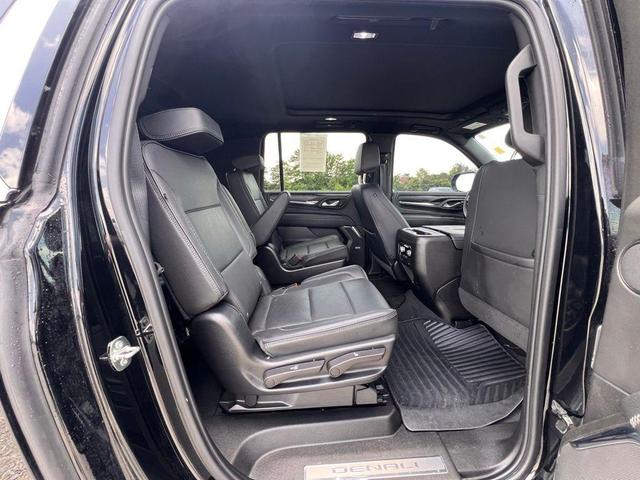 Photo of 2023 Onyx Black GMC Yukon XL