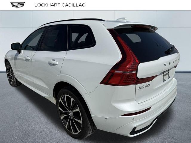 Photo of 2024 Crystal White Metallic Volvo XC60