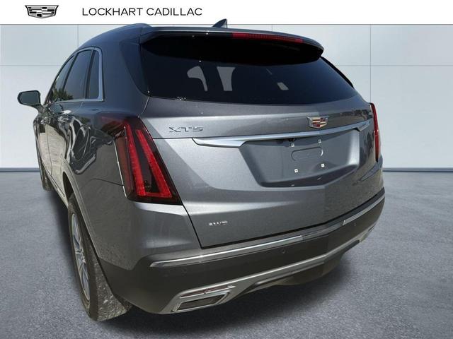 Photo of 2022 Satin Steel Metallic Cadillac XT5