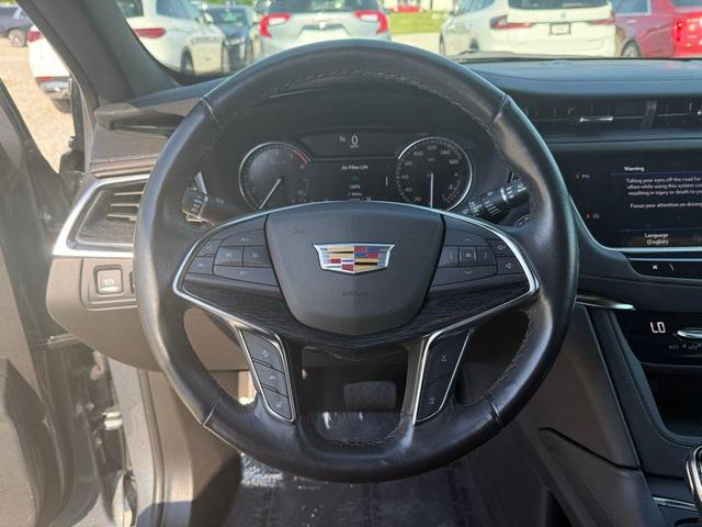 Photo of 2022 Satin Steel Metallic Cadillac XT5
