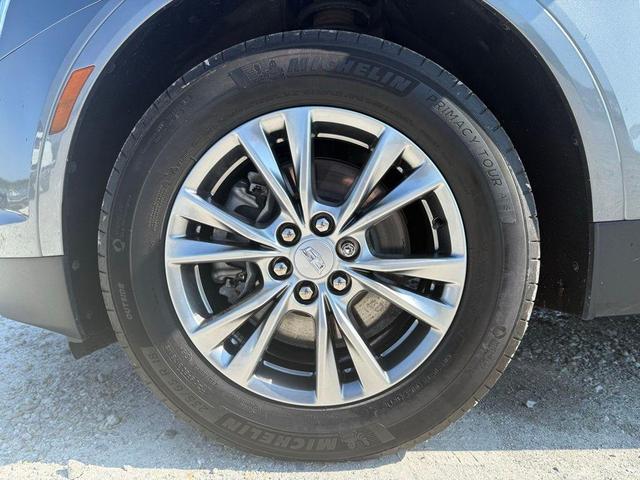 Photo of 2022 Satin Steel Metallic Cadillac XT5