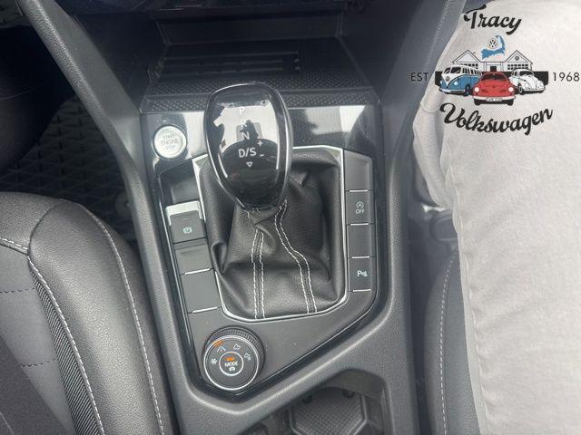 Photo of 2025 Cornflower Blue w/Deep Black Roof Volkswagen Taos