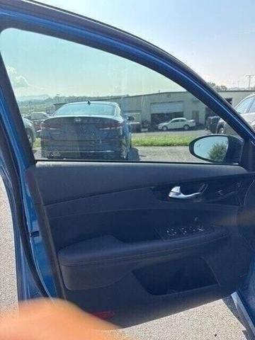 Photo of 2024 Sporty Blue Kia Forte