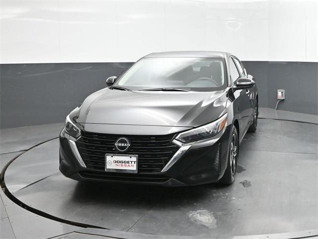 Photo of 2025 Black Nissan Sentra