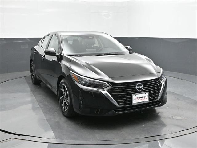 Photo of 2025 Black Nissan Sentra