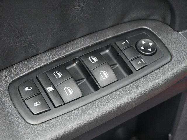 Photo of 2010 Inferno Red Crystal Pearlcoat Dodge Journey