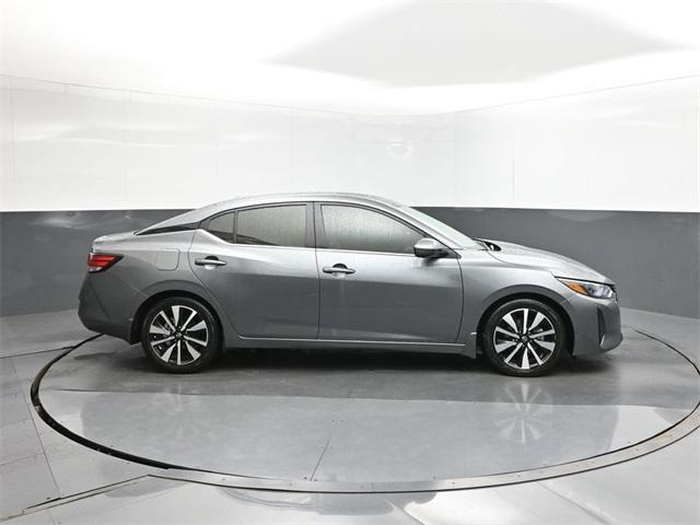 Photo of 2024 Gun Metallic Nissan Sentra