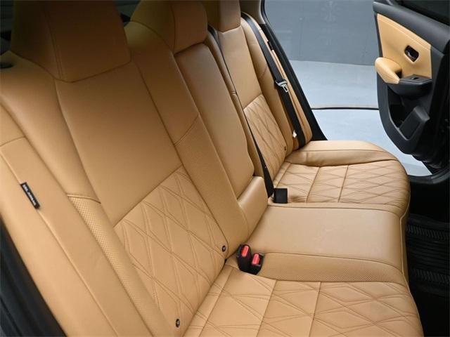 Photo of 2024 Gun Metallic Nissan Sentra