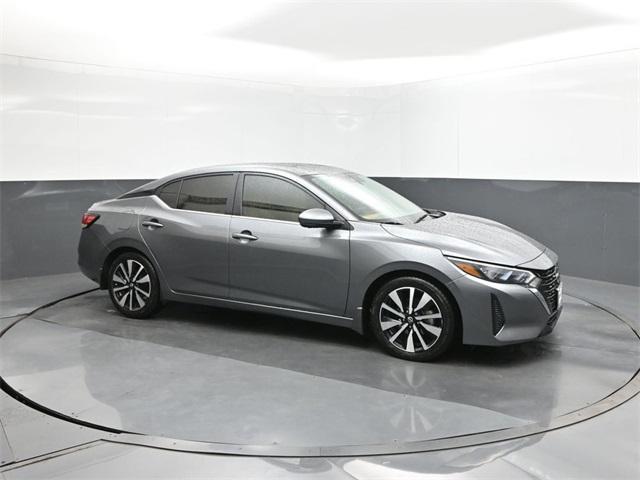 Photo of 2024 Gun Metallic Nissan Sentra