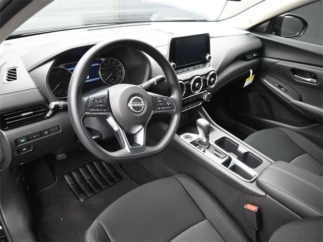 Photo of 2025 Black Nissan Sentra