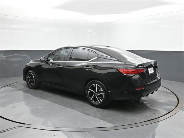 Photo of 2025 Black Nissan Sentra