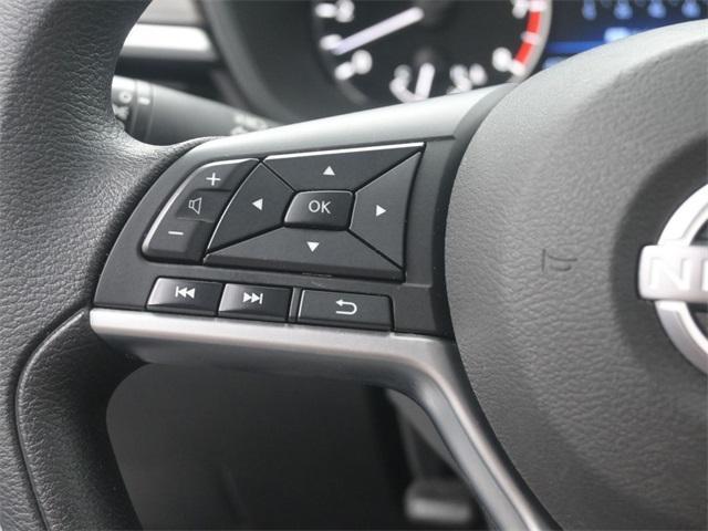Photo of 2024 Brilliant Silver Metallic Nissan Altima