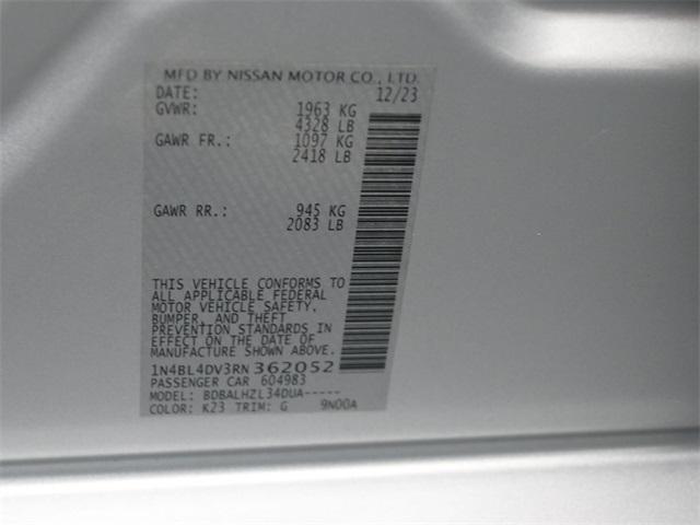 Photo of 2024 Brilliant Silver Metallic Nissan Altima