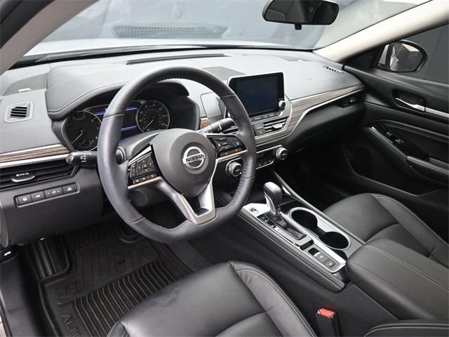 Photo of 2022 Brilliant Silver Metallic Nissan Altima