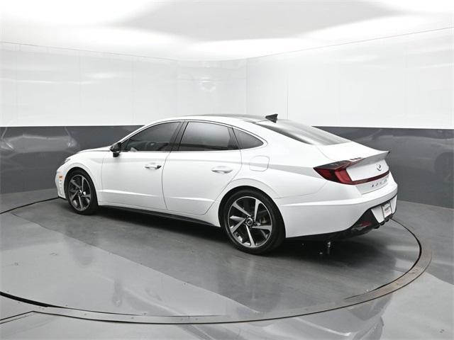 Photo of 2021 Quartz White Hyundai SONATA