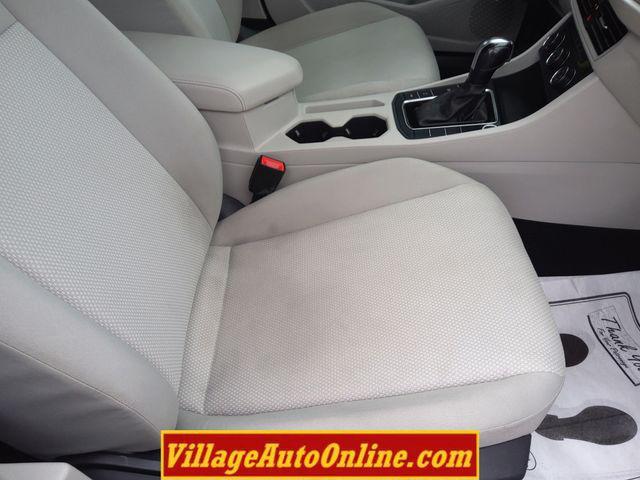 Photo of 2019 Orange Metallic Volkswagen Jetta