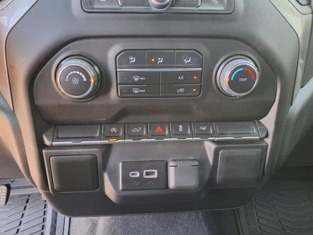 Photo of 2022 Black Chevrolet Silverado 1500