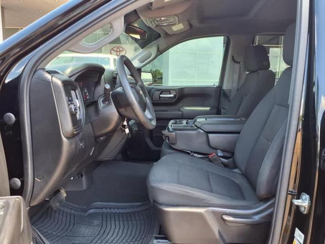 Photo of 2022 Black Chevrolet Silverado 1500