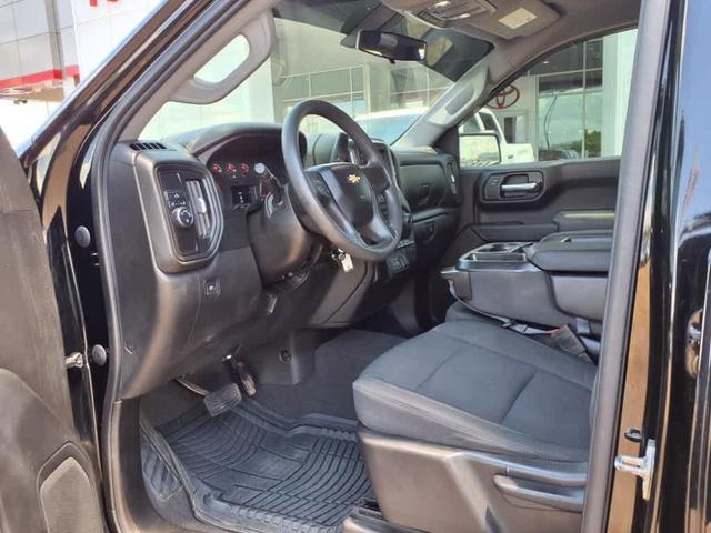 Photo of 2022 Black Chevrolet Silverado 1500