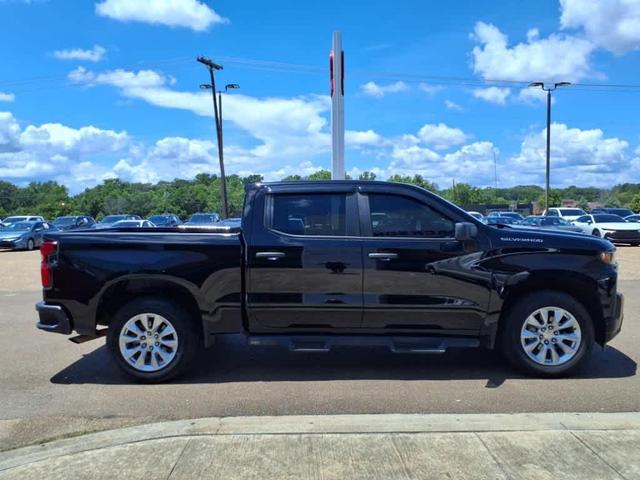 Photo of 2022 Black Chevrolet Silverado 1500