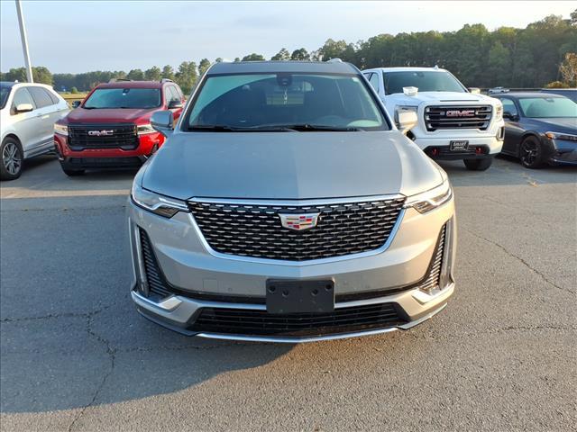 Photo of 2025 Argent Silver Metallic Cadillac XT6