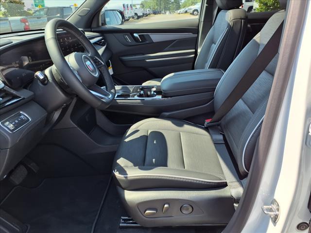 Photo of 2025 Summit White Buick Enclave