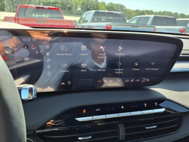 Photo of 2025 Summit White Buick Enclave