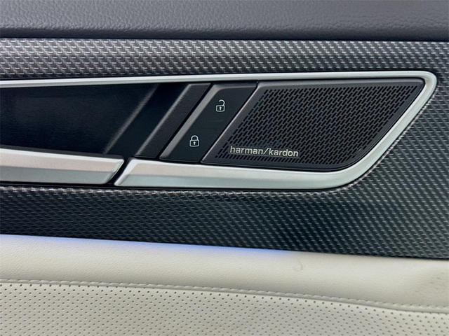 Photo of 2024 Opal White Volkswagen Atlas Cross Sport