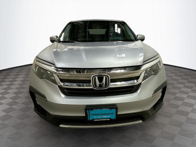 Photo of 2021 Lunar Silver Metallic Honda Pilot