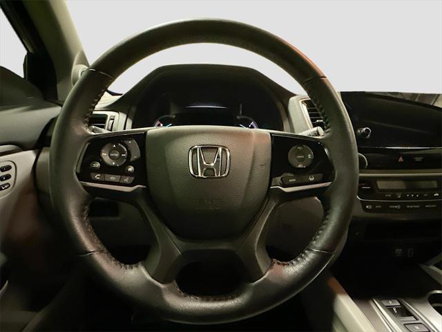 Photo of 2021 Lunar Silver Metallic Honda Pilot