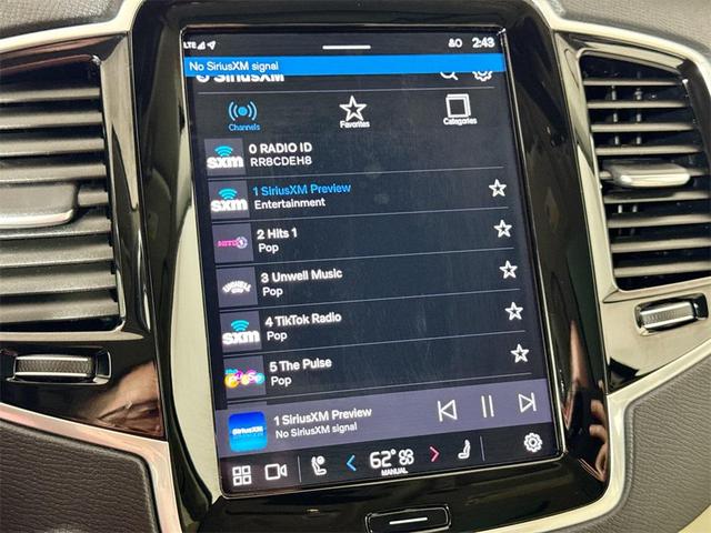 Photo of 2023 Crystal White Metallic Volvo XC90