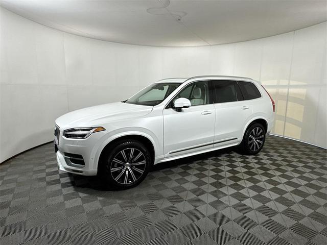 Photo of 2023 Crystal White Metallic Volvo XC90