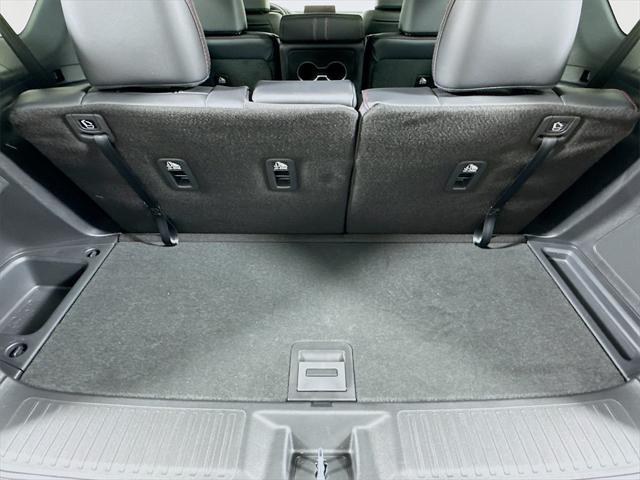 Photo of 2025 Platinum White Pearl Honda Pilot