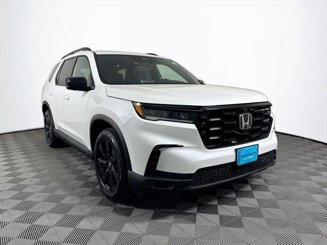 Photo of 2025 Platinum White Pearl Honda Pilot