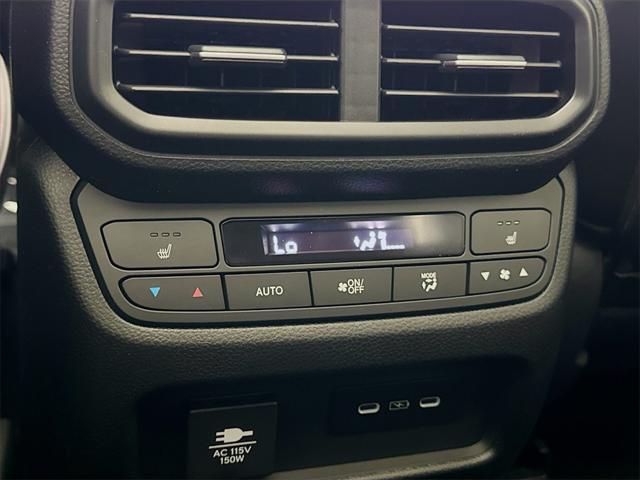 Photo of 2025 Platinum White Pearl Honda Pilot