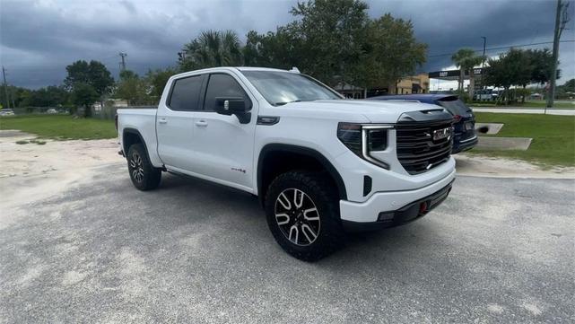 Photo of 2024 Summit White GMC Sierra 1500