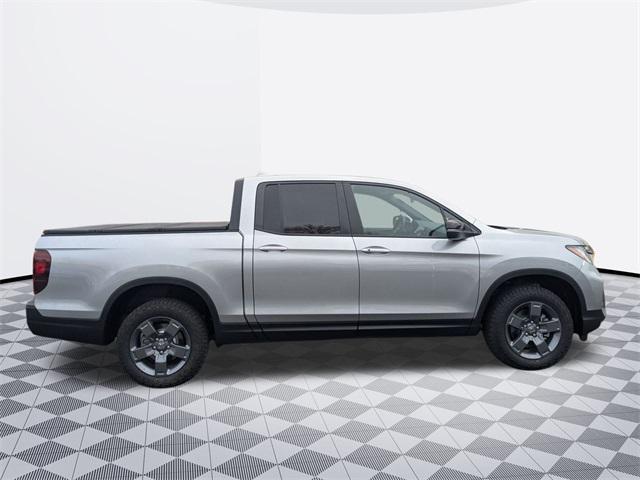 Photo of 2025 Solar Silver Metallic Honda Ridgeline