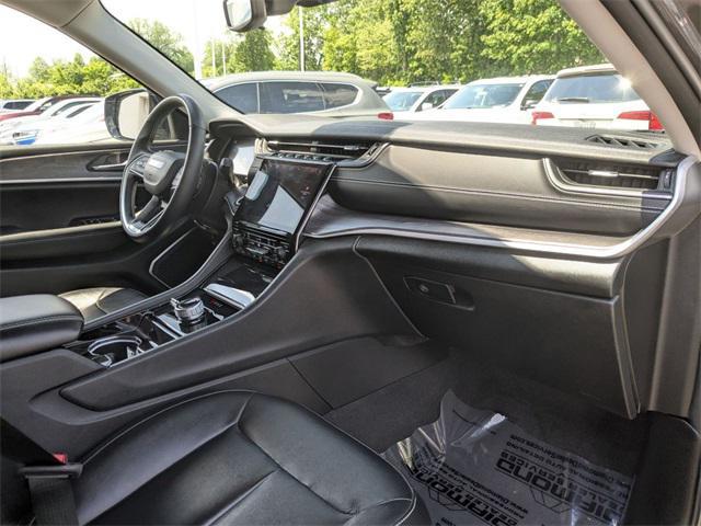 Photo of 2022 Baltic Gray Metallic Clearcoat Jeep Grand Cherokee L