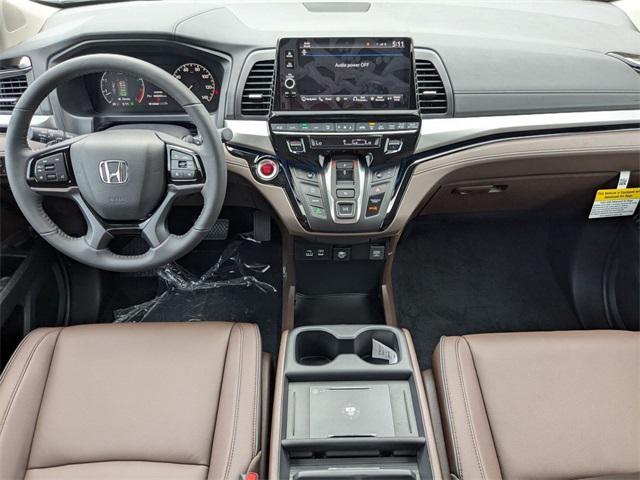 Photo of 2026 Platinum White Honda Odyssey