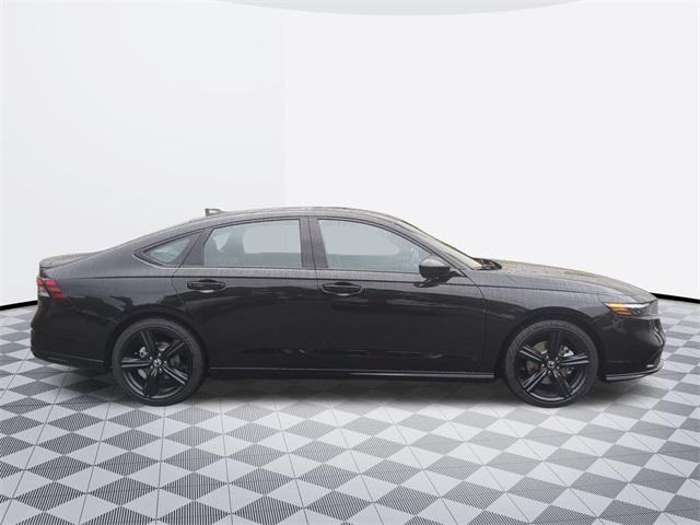 Photo of 2025 Crystal Black Pearl Honda Accord Hybrid