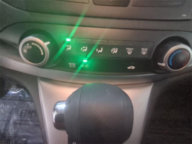 Photo of 2013 Alabaster Silver Metallic Honda CR-V