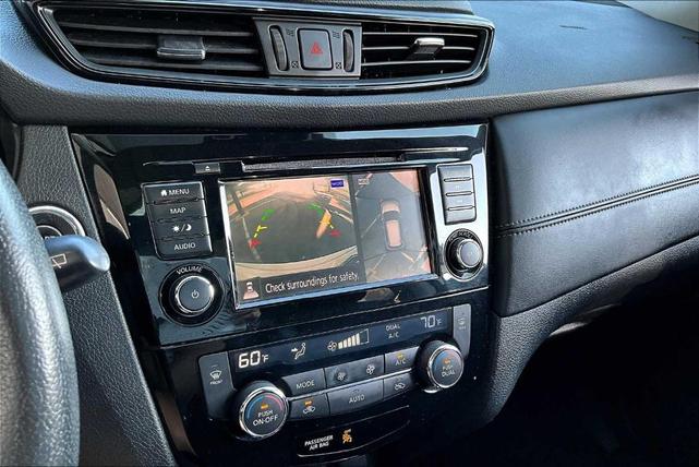 Photo of 2019 White Nissan Rogue