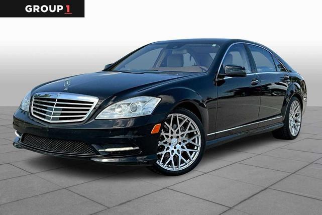 Photo of 2011 Black Mercedes-Benz S-Class