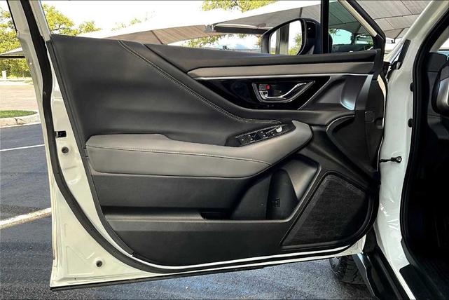 Photo of 2023 Crystal White Pearl Subaru Outback