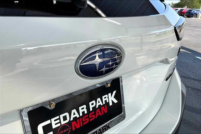 Photo of 2023 Crystal White Pearl Subaru Outback