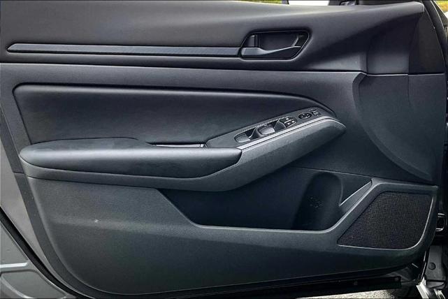 Photo of 2025 Gun Metallic Nissan Altima