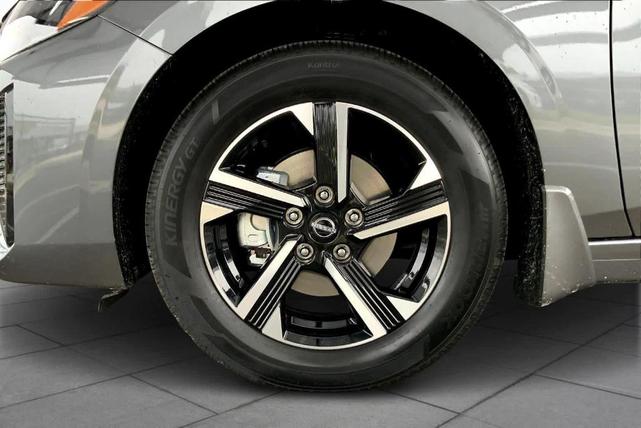 Photo of 2025 Gun Metallic Nissan Sentra